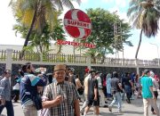 Demo Ahli Waris Tuntut Ganti Rugi di Depan PT Sucaco Supreme Cable Semanan